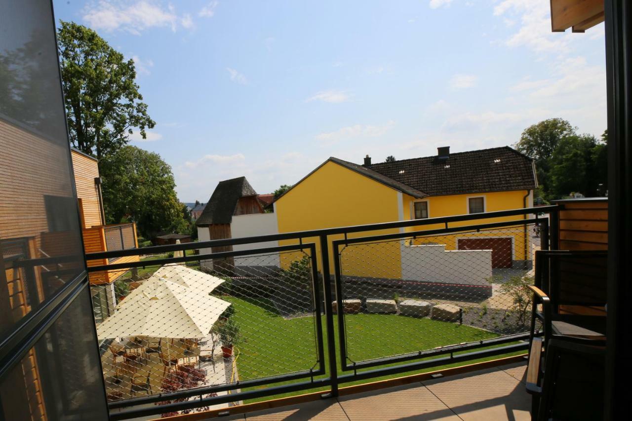 Donau Lodge Ybbs an der Donau Buitenkant foto